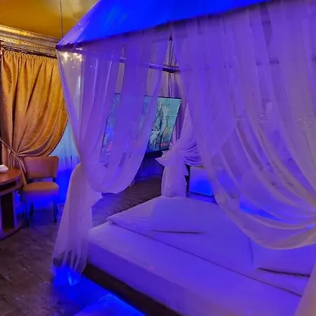 Boutique Mikaela (adults Only) 3* Brašov