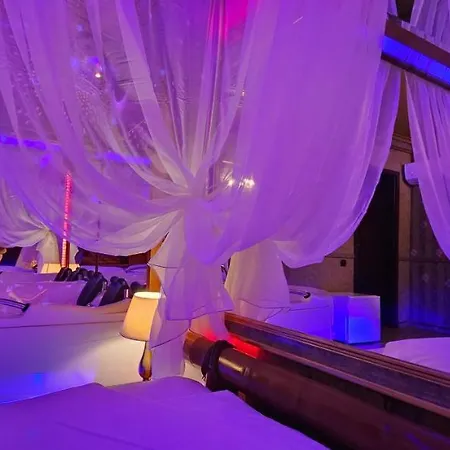 Hodinový hotel Boutique Mikaela (adults Only)