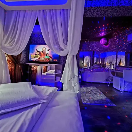 Boutique Mikaela (adults Only)