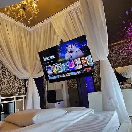 Love hotel Boutique Mikaela (adults Only)