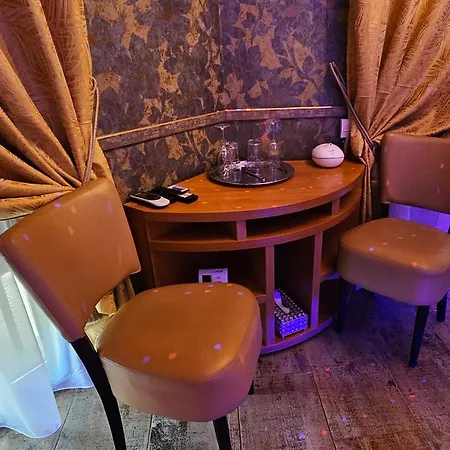 Hodinový hotel Boutique Mikaela (adults Only) 3*