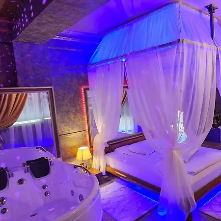 Boutique Mikaela (adults Only) 3*