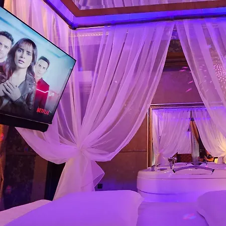 Boutique Mikaela (adults Only) 3* Brašov