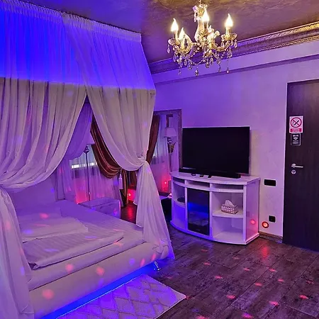 Hodinový hotel Boutique Mikaela (adults Only) 3*