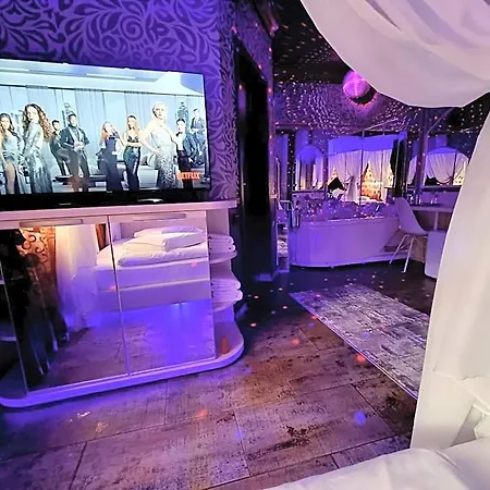 Boutique Mikaela (adults Only) 3*