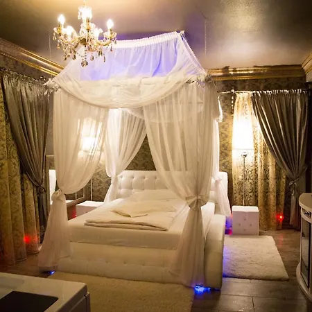 Boutique Mikaela (adults Only) Brašov