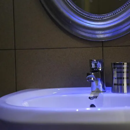 Boutique Mikaela (adults Only) 3* Μπρασόβ