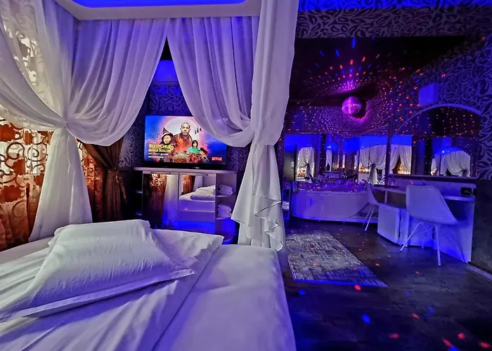 Boutique Mikaela (adults Only)