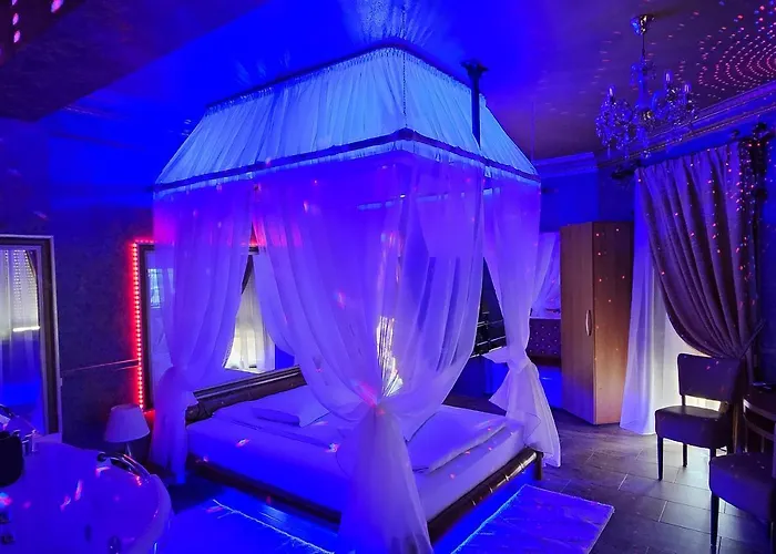 Boutique Mikaela (adults Only) 3*