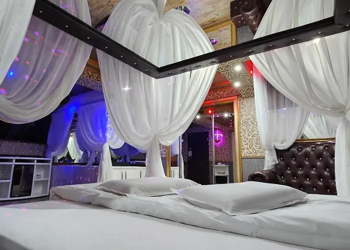 Boutique Mikaela (adults Only) Braşov