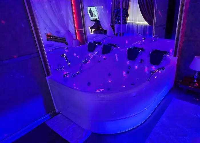 Boutique Mikaela (adults Only) Braşov