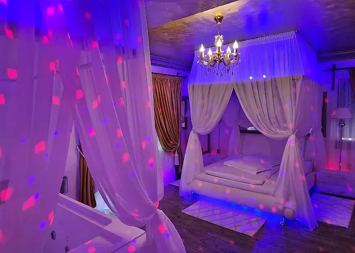 Boutique Mikaela (adults Only) Motel para Casais