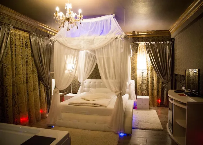 Boutique Mikaela (adults Only) Braşov