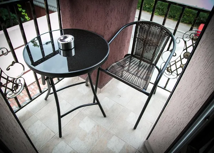 Boutique Mikaela (adults Only)