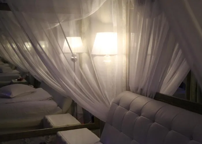 Boutique Mikaela (adults Only) 3* Braşov